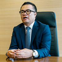 則武 譲二 氏