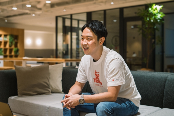 井上氏